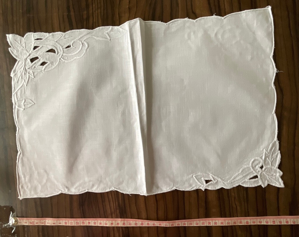 Vintage white doily or placemat – retro cottage core 16 1/2 x 10 1/2 inch