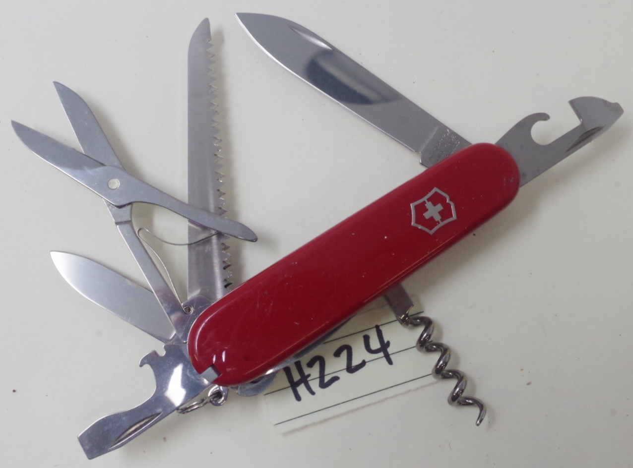 Victorinox Huntsman Swiss Army Red 4-Layer Pocket Knife – TSA Auction
