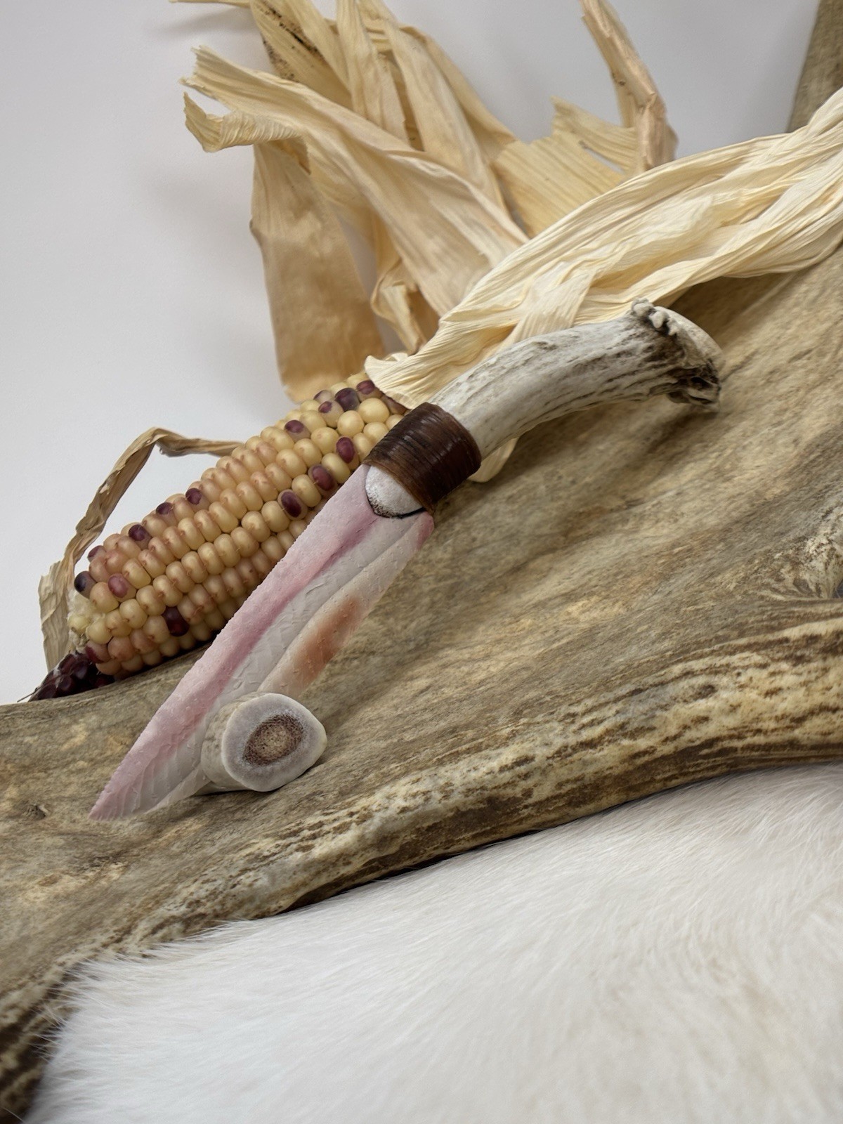 Stunning Razor Sharp Mookiate Jasper Beautiful Flint Knapped Deer Antler Knife