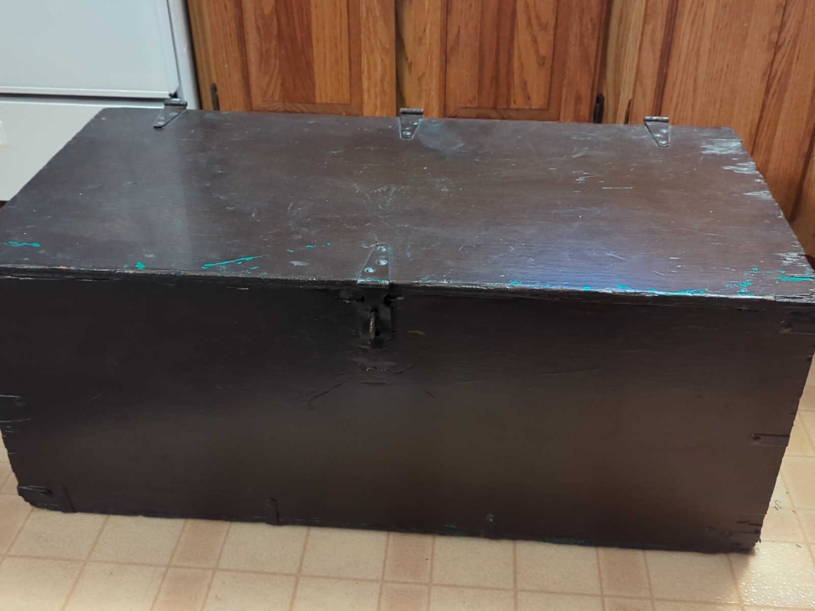 Vintage Military FOOT LOCKER Approximately 32″ Inches Long 23″ High