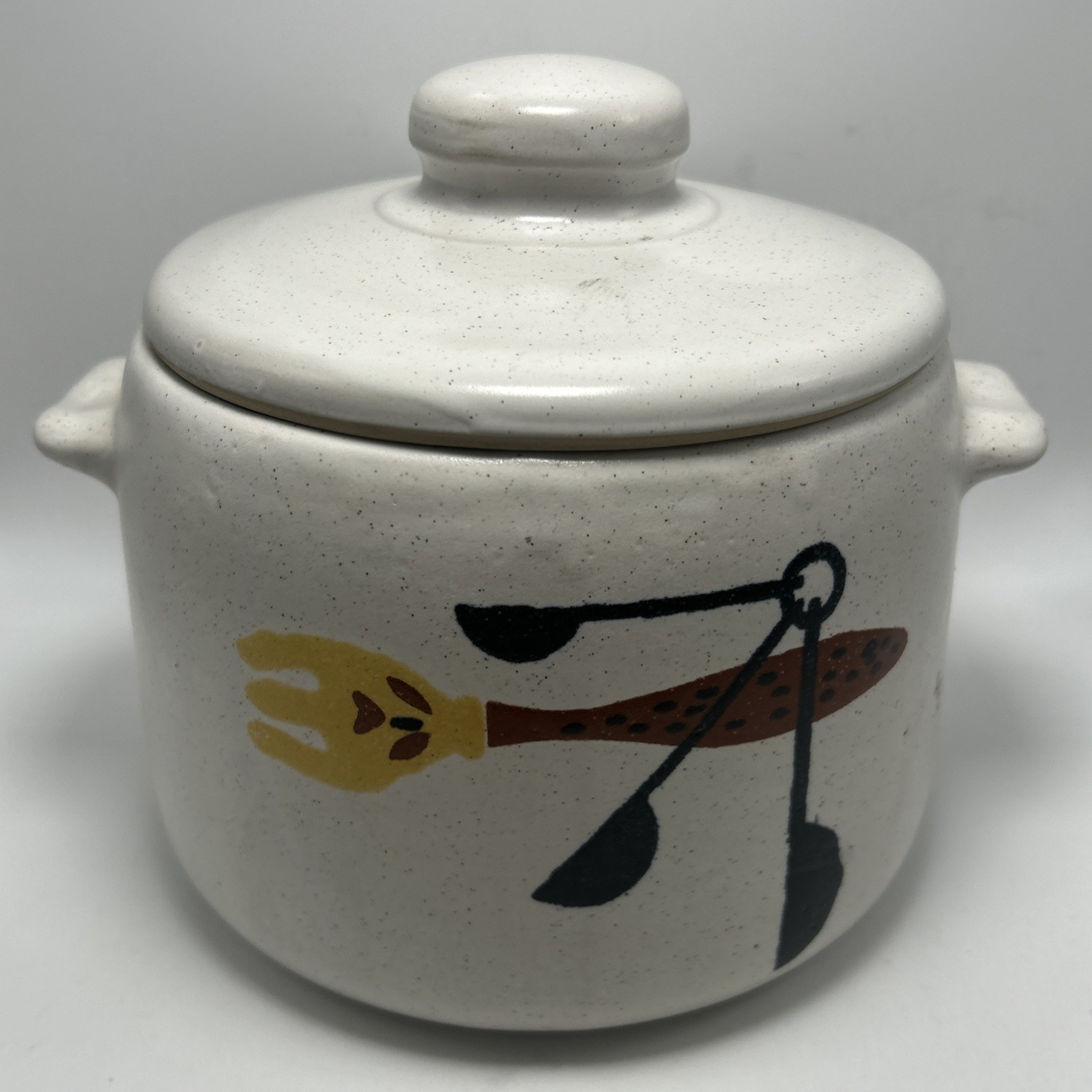 Vintage 1960’s West Bend Crock Bean Pot With Fork and Spoon Design – Mid Century
