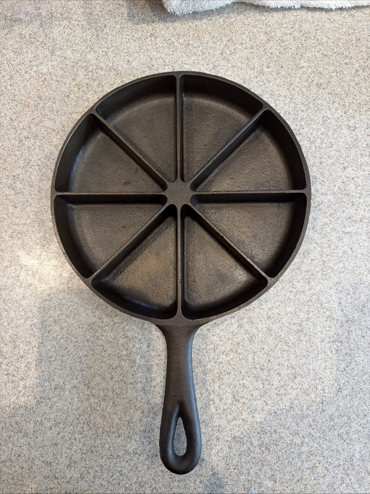 VINTAGE CAST IRON BSR CORNBREAD SKILLET PAN WEDGE BIRMINGHAM STOVE RANGE READYB