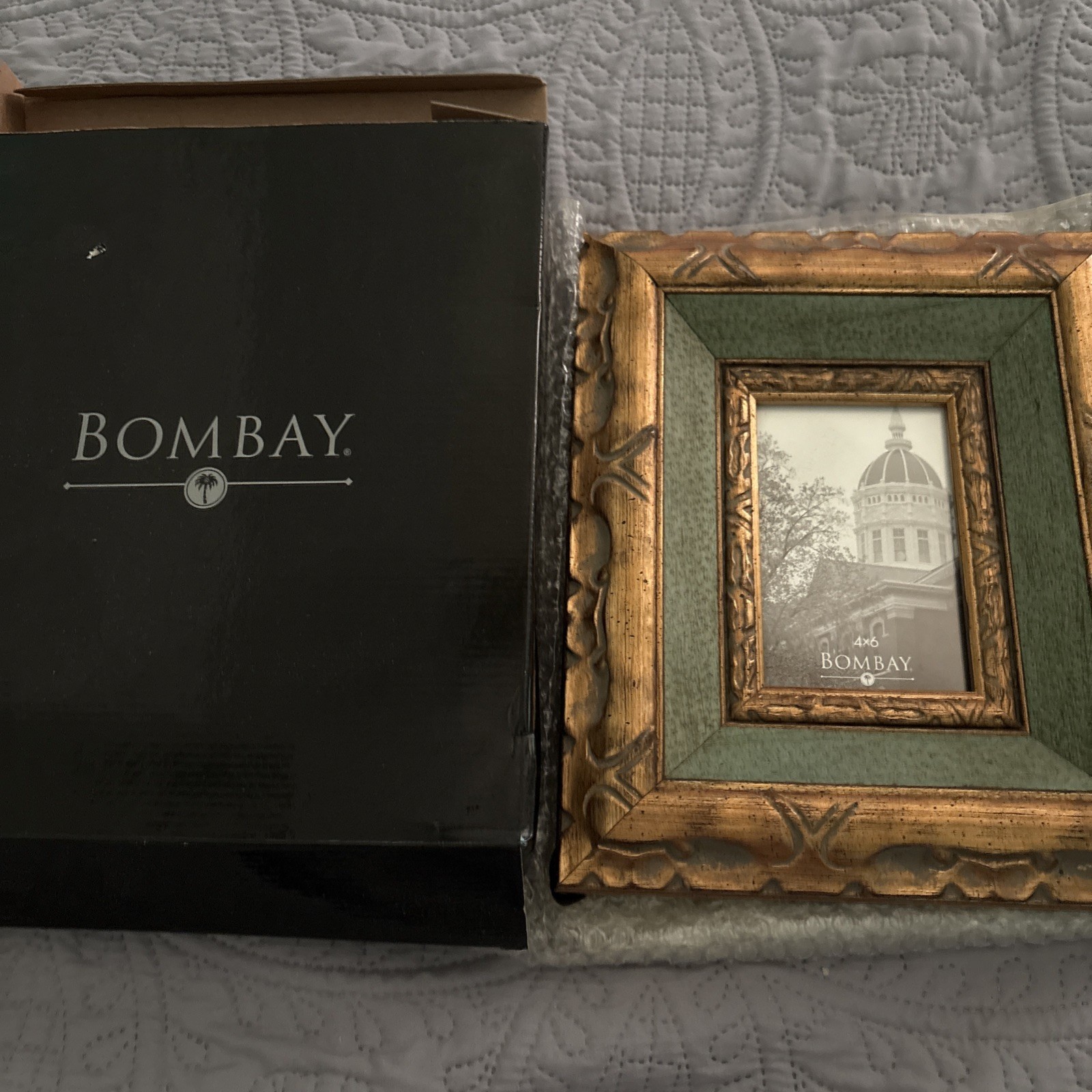 Vintage 1990s Bombay Company Heavy Carved Picture Frame Green & Gold New In Box