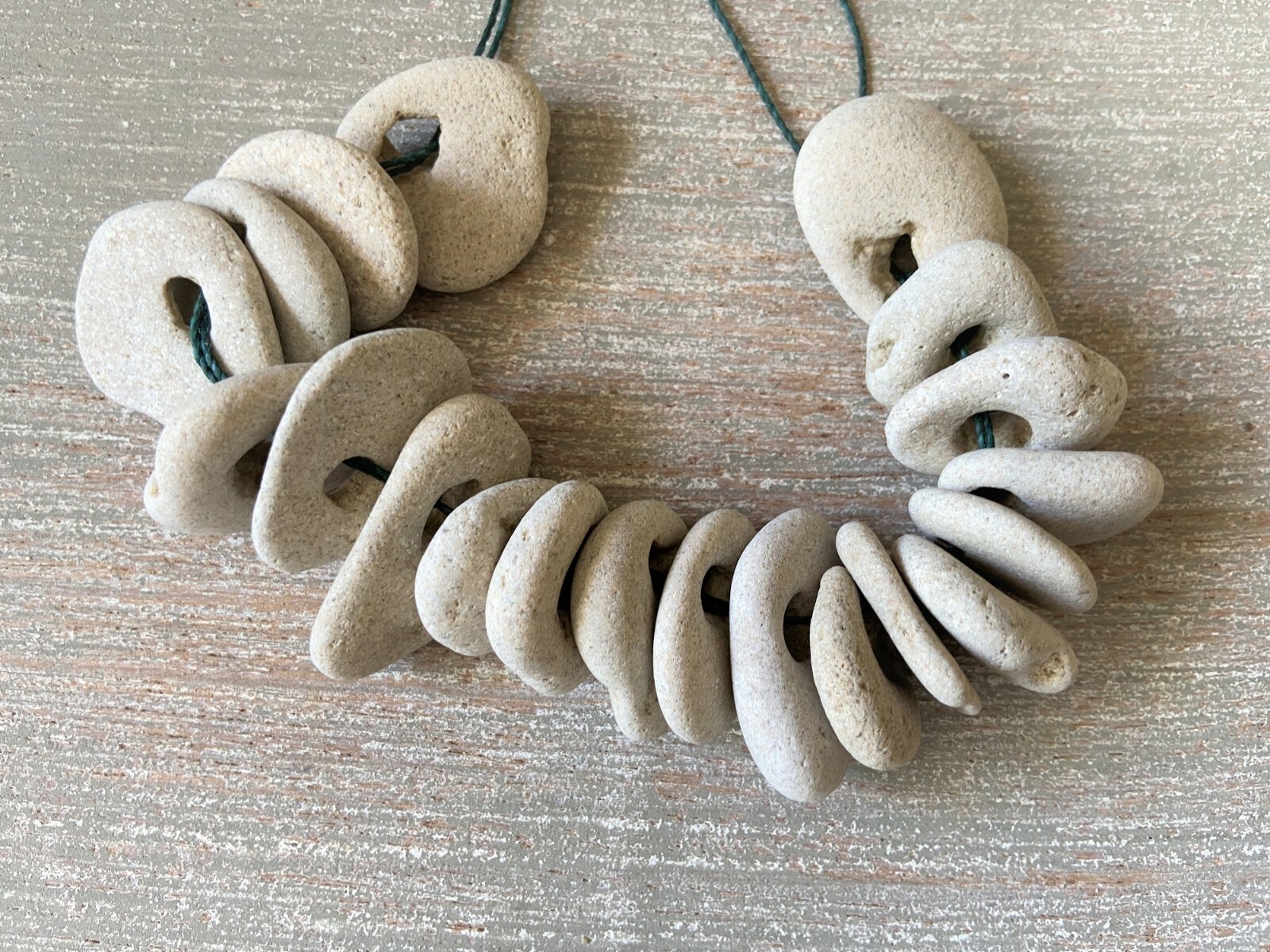20 Natural Hag Stone Bulk Lot 1-1.25 in. Holed Raw Witch Wiccan Holey rocks, B1