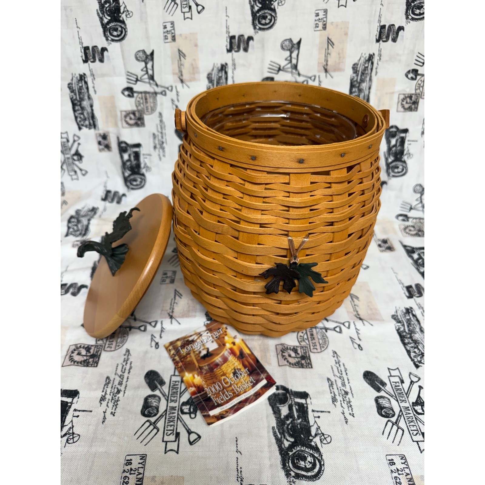 Longaberger 2000 October Fields Basket with Lid Protector and Leaf Tie-On