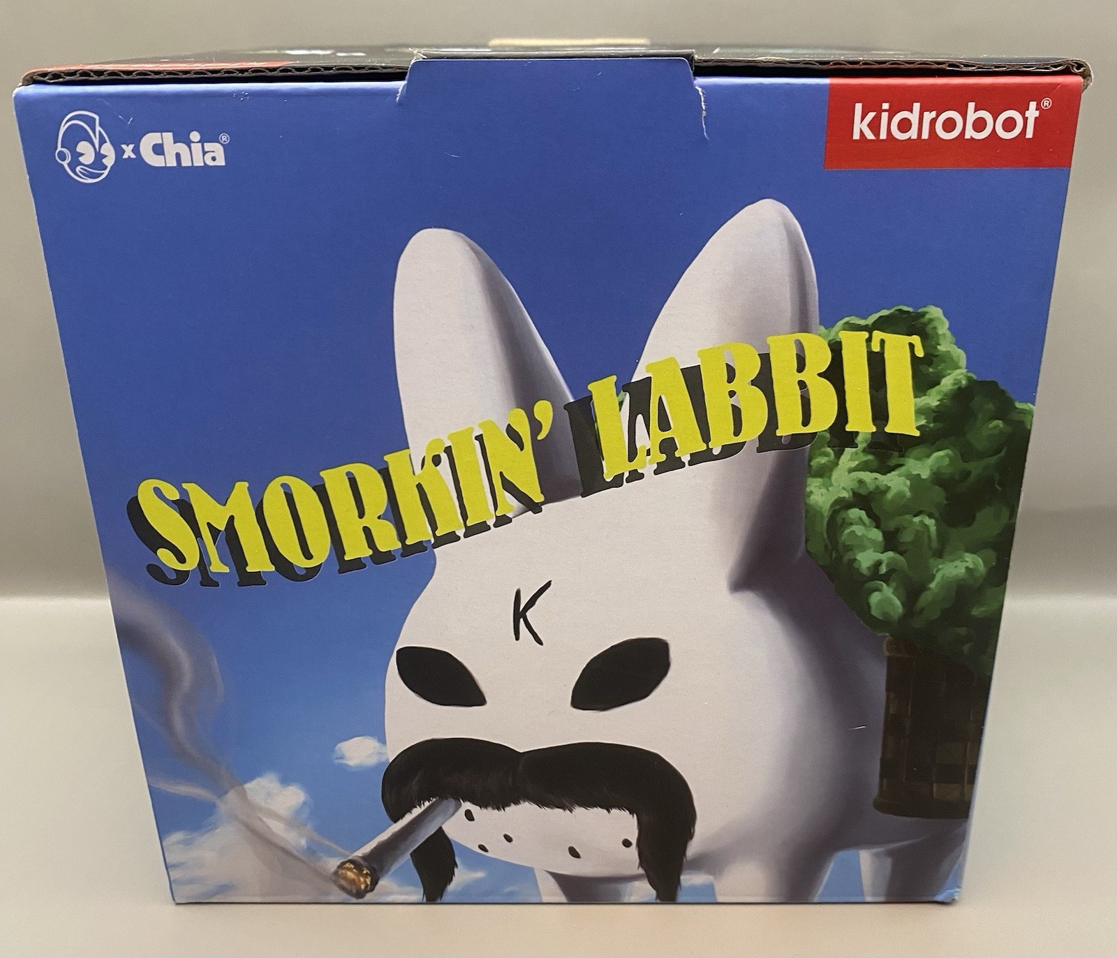 Kidrobot Chia Pet Smorkin’ Labbit Smokin’ Red Edition X/1000 Limited Kozik