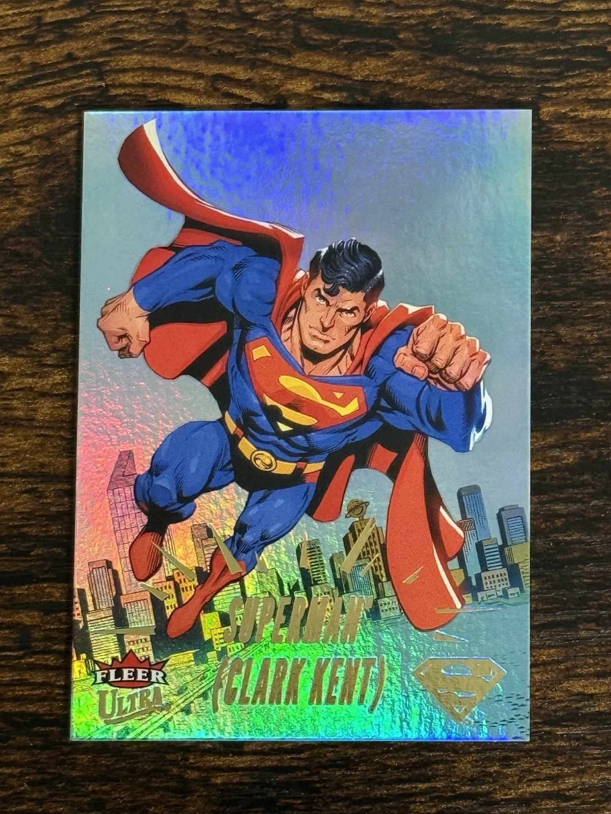 Superman Clark Kent #44 2026 Fleer Ultra Superman Base Gold Rainbow