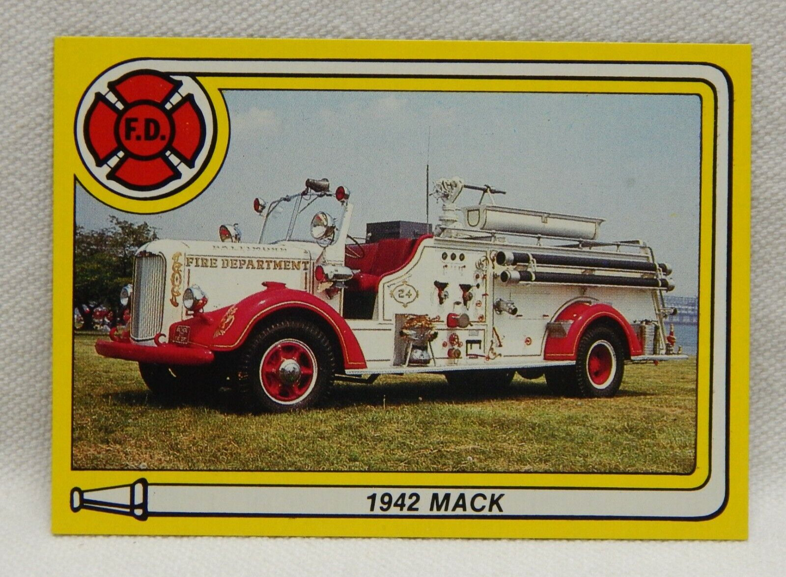 Fire Truck 1942 Mack Pumping Truck Card 6 (3)