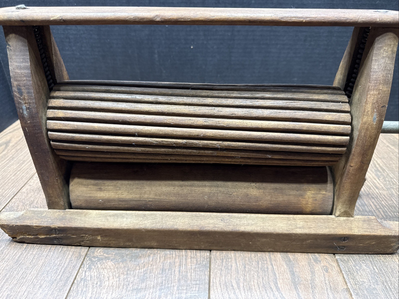 Antique 1800’s Wood Clothes Wringer Laundry With metal Hand Crank
