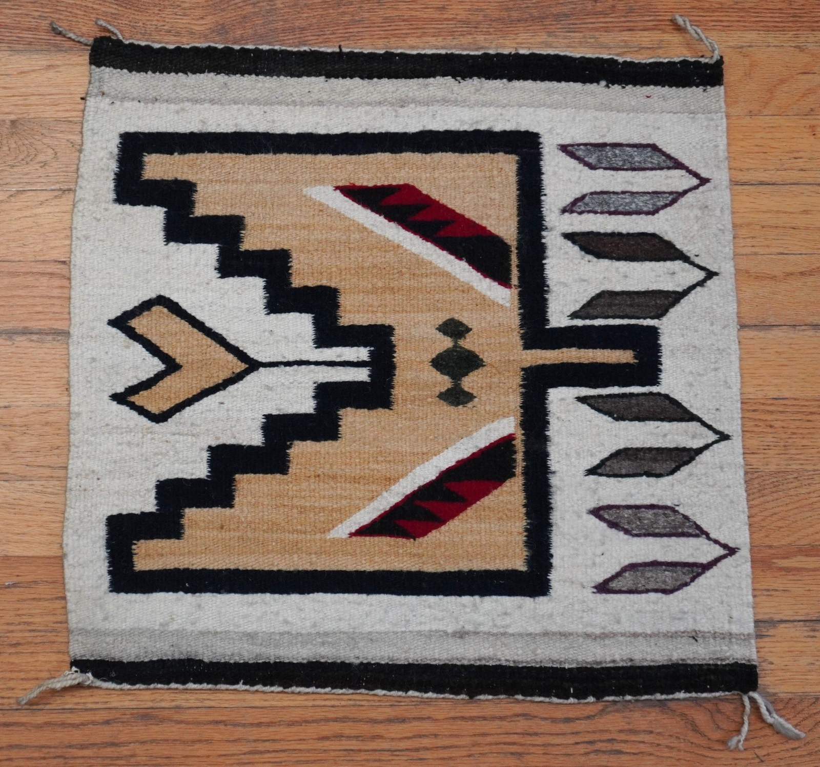 Native American Navajo 1’9″x1’8″ Hand Woven 100% Wool Vintage Rug