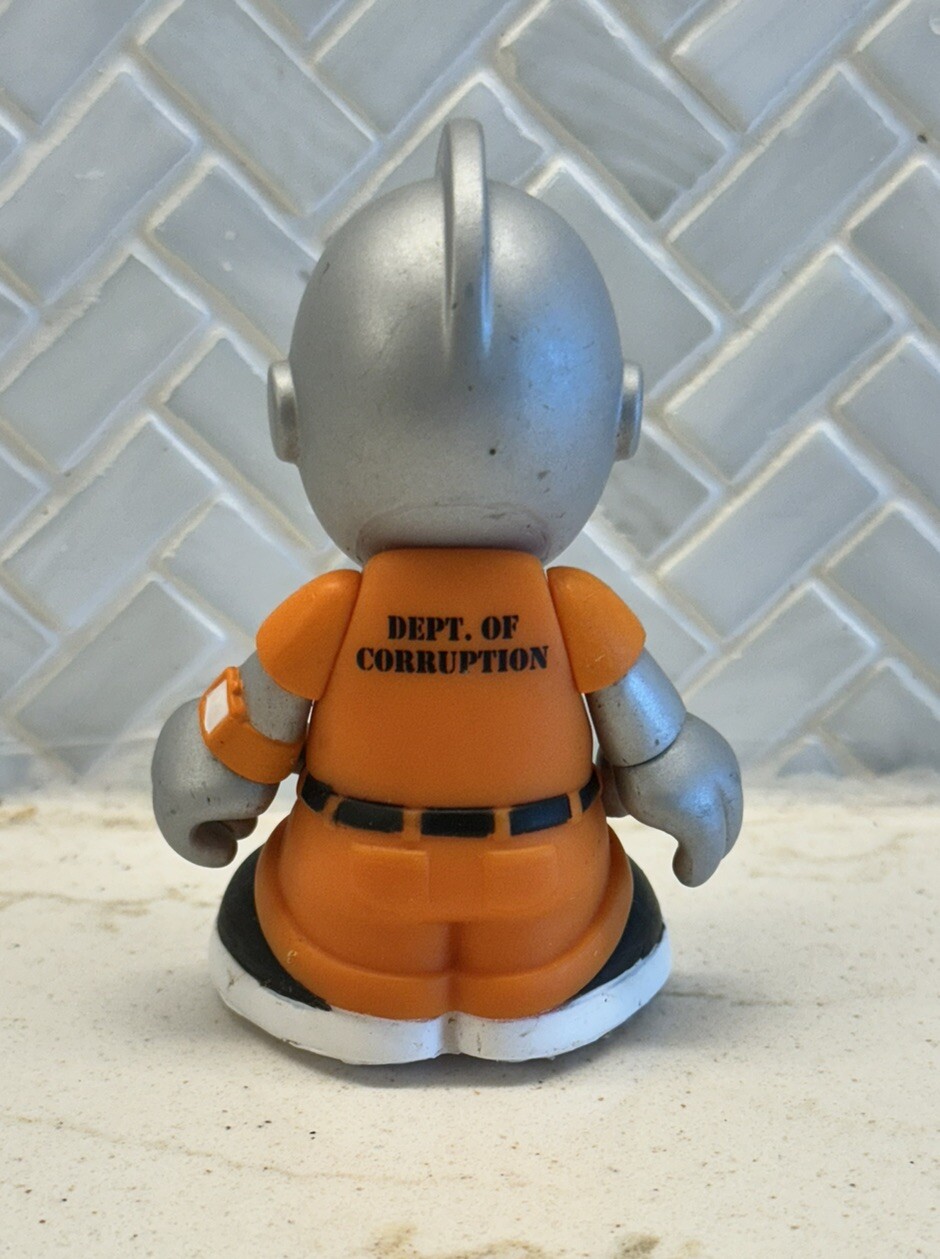 Kidrobot Bots Mini Series 3/80 KidRobber – Bank Robber – Dept. of Corruption GC