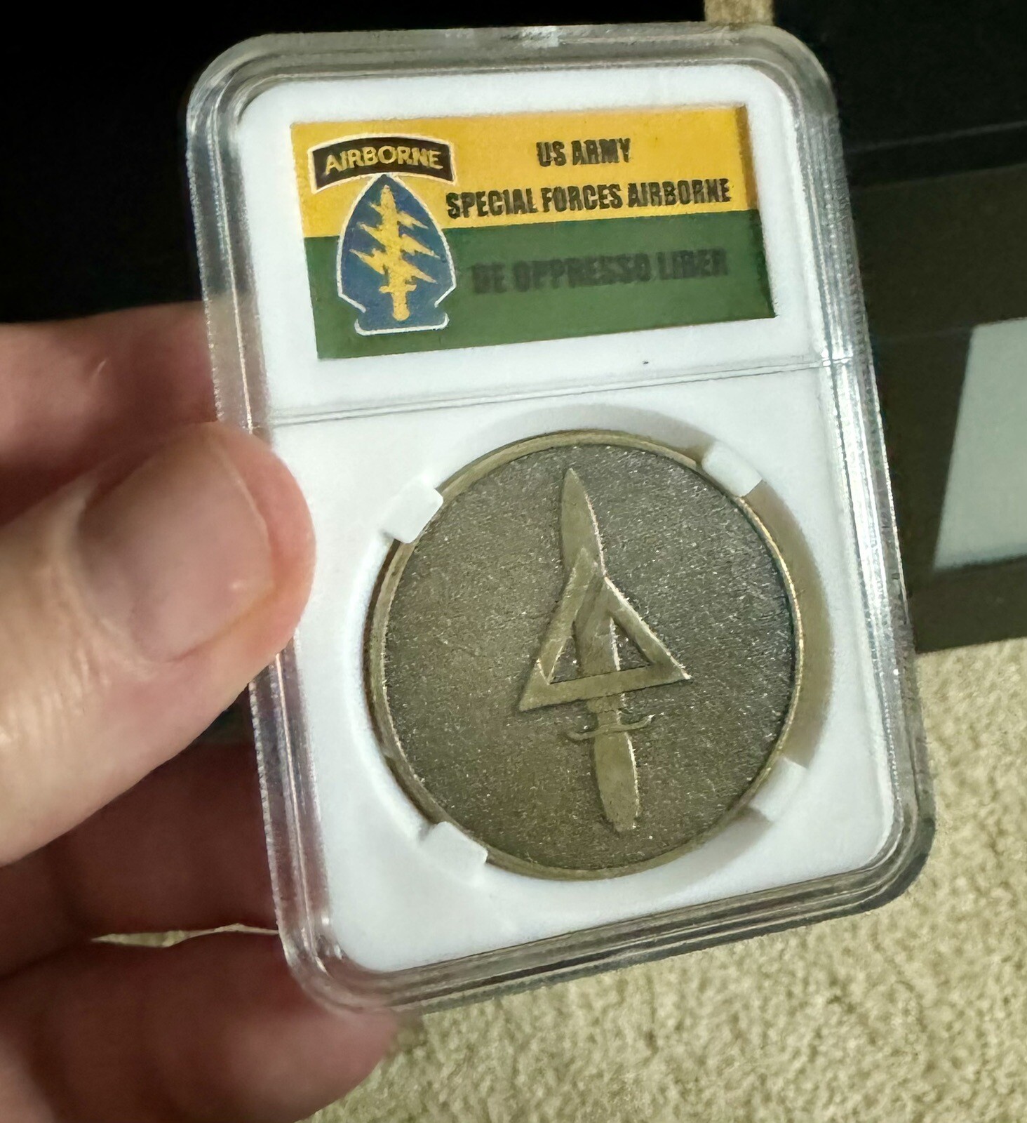 Army Delta Force Challenge Coin In Display Case USA US ARMY SPECIAL FORCES