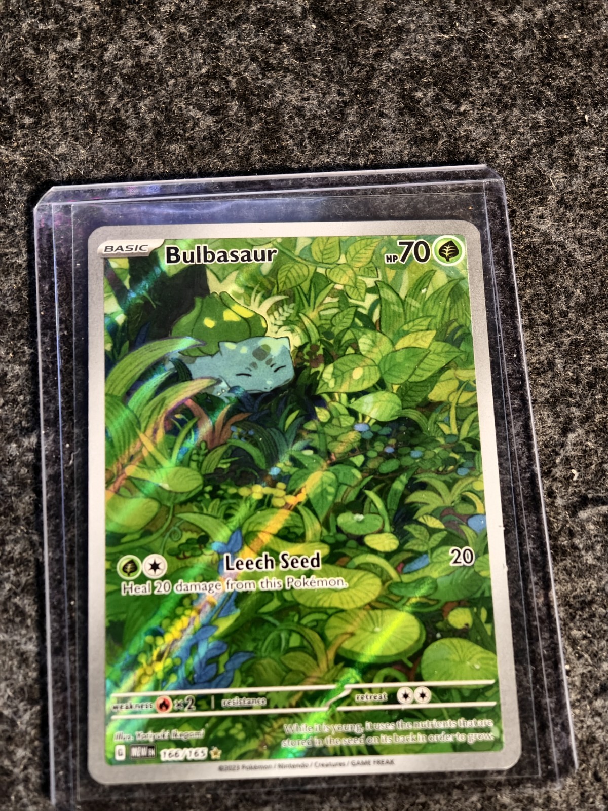 Pokemon TCG Card Bulbasaur 166/165 S&V 151 Illustration Rare *English* – NM