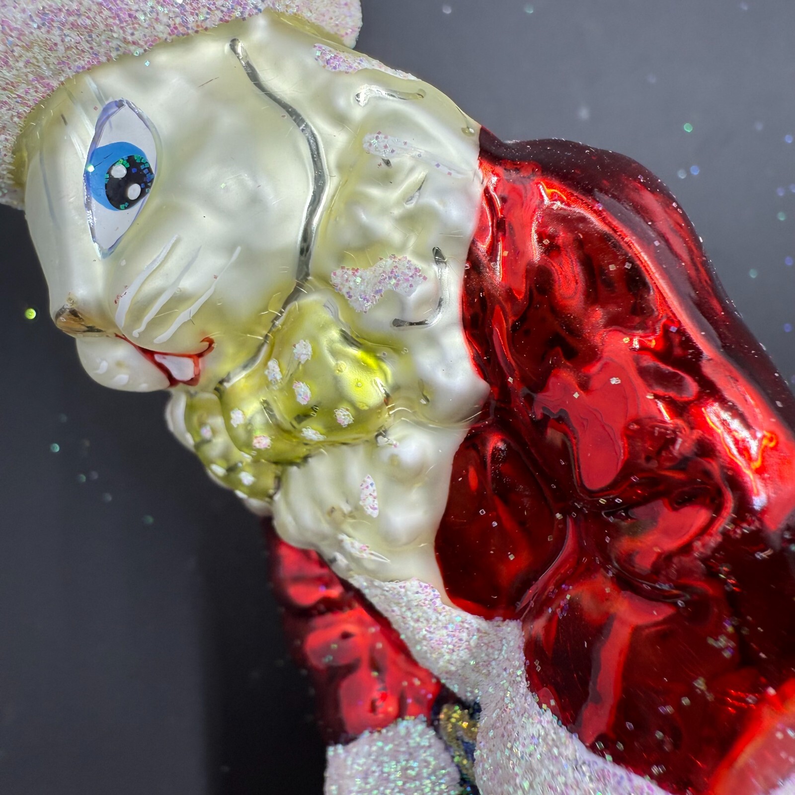 2000 Christopher Radko SANTA SUITS BILLY BUNNY Ornament 00-1264-0 Santa 6”