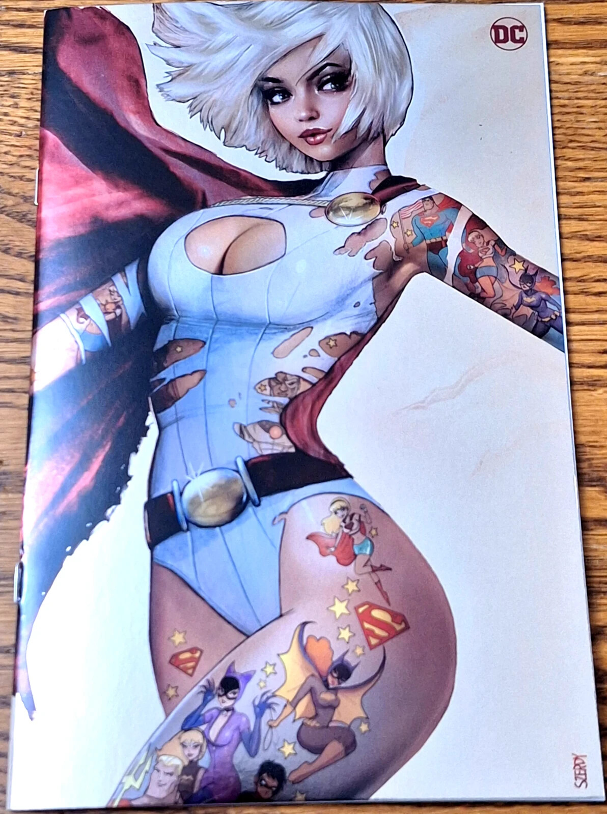 ⭐FOIL⭐ POWER GIRL #1 (NATHAN SZERDY EXCLUSIVE NYCC 2023 VIRGIN VARIANT)