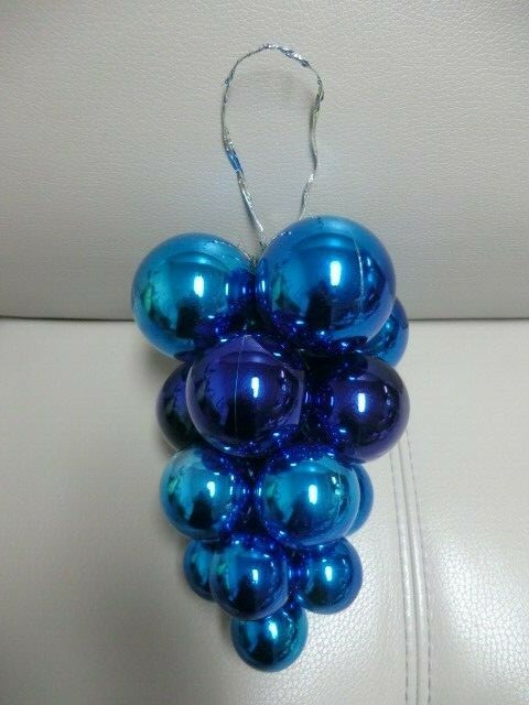 Christmas Blue Cluster Balls Ornament 8.5″H x 6.5″W