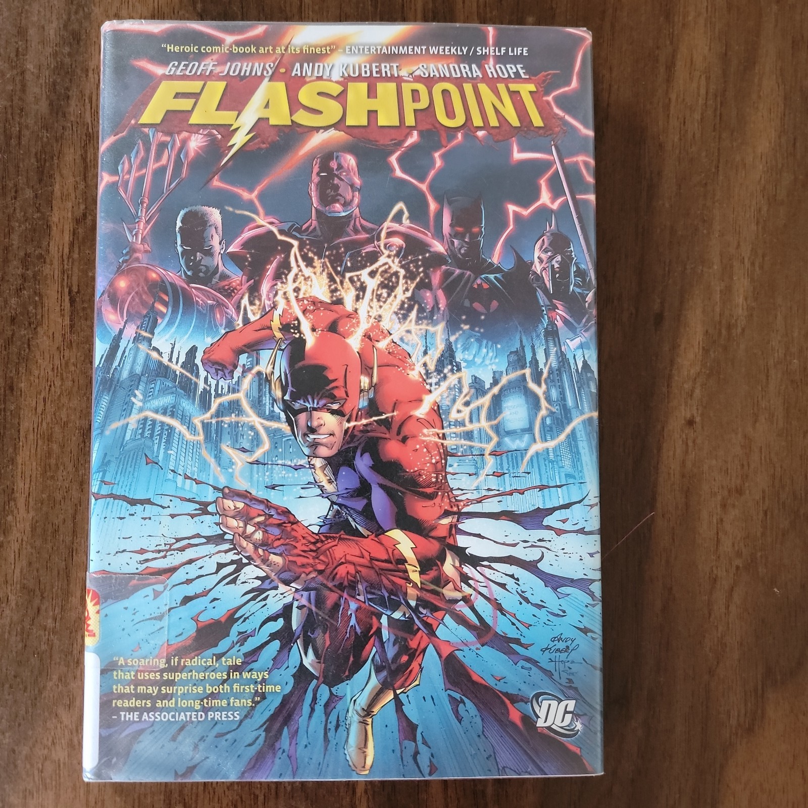 Flashpoint Hardcover Graphic Novel with Dust Jacket 2011 – DC Comics