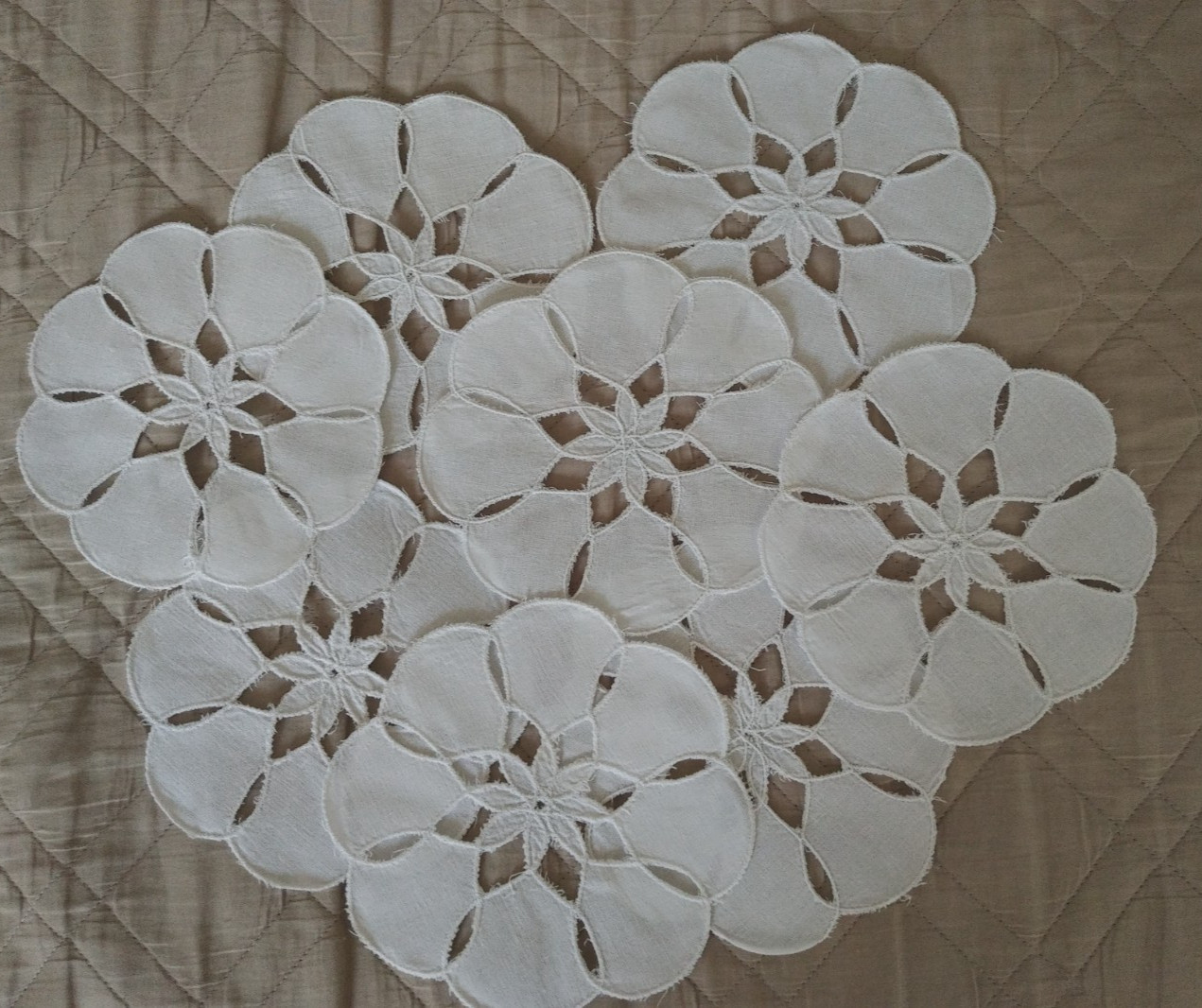 8 White Doilies 14.5cm diameter