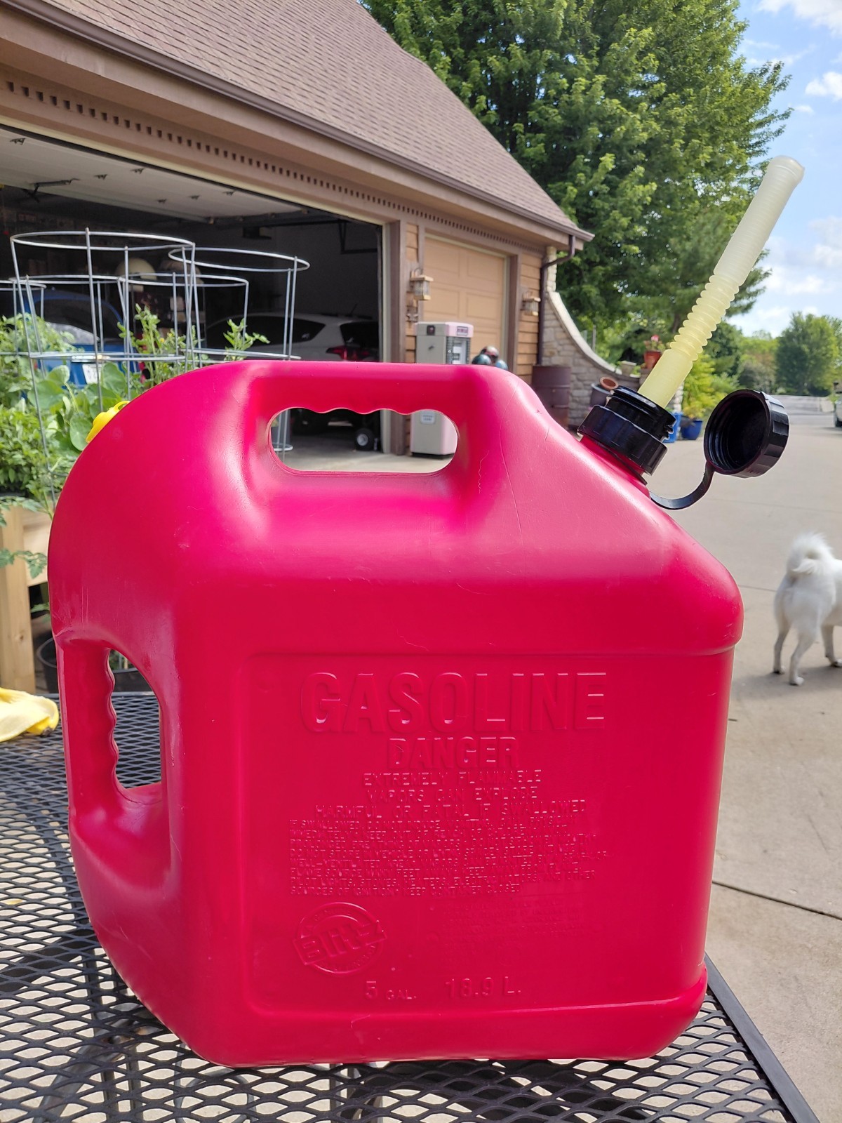 Vintage PreBan Vented Blitz Five (5) Gallon Gas Can Complete #11833 Ships FREE!