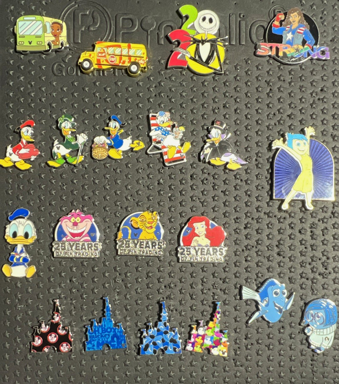 Disney Trading Pin Lot of 20*** COMES W/ 3d PIN BOARD* AUTHENTIC-GREAT STARTERS!