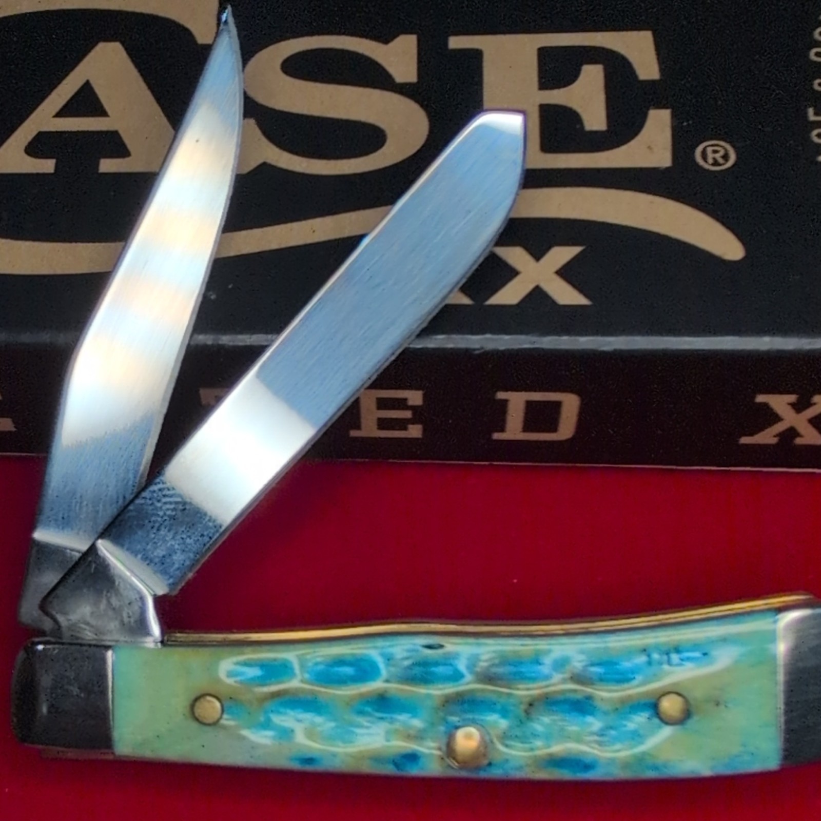 Case XX Tiny Trapper Burnt Sea Dragon