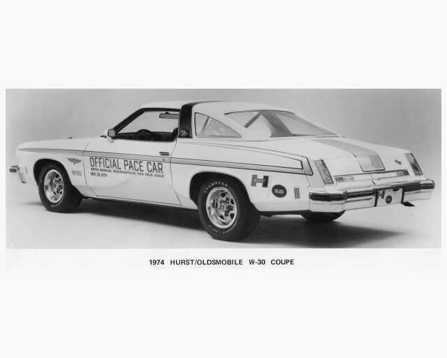 1974 Oldsmobile Hurst/Olds Indianapolis 500 Official Pace Car Press Photo 0052