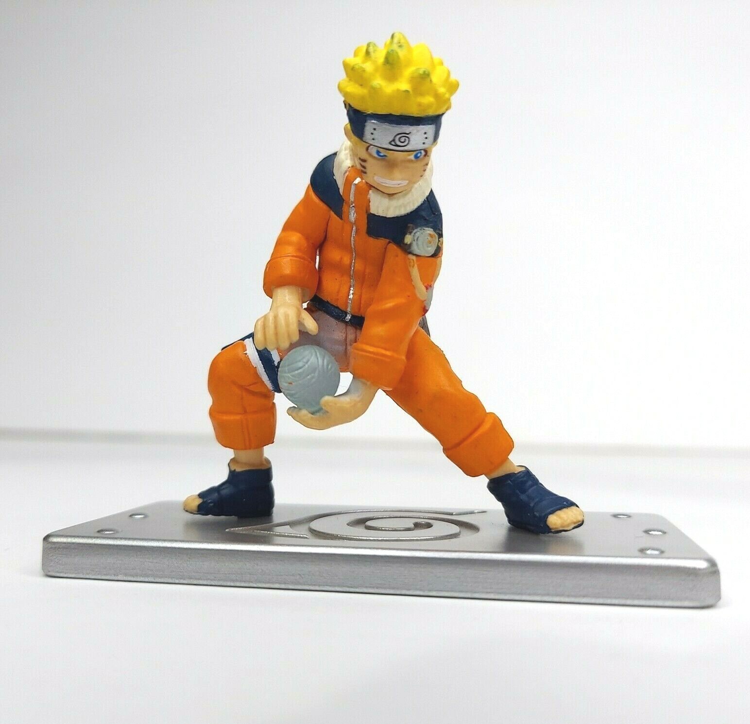 2004 Naruto Ningyo SP – Konoha 2″ Naruto Uzumaki Rasengan Figure Gashapon