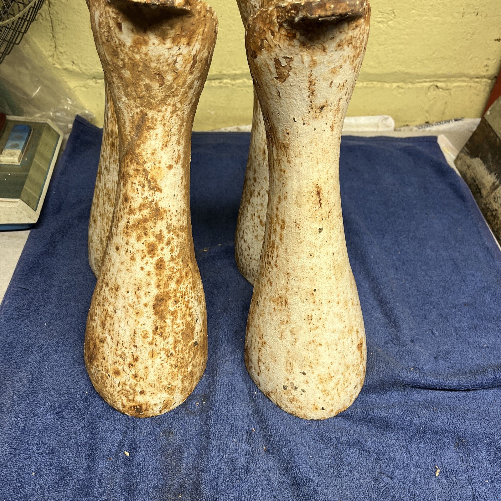 4 Antique Cast Iron Legs for Wood Coal Burn Pot Belly Stove Parlor Parts