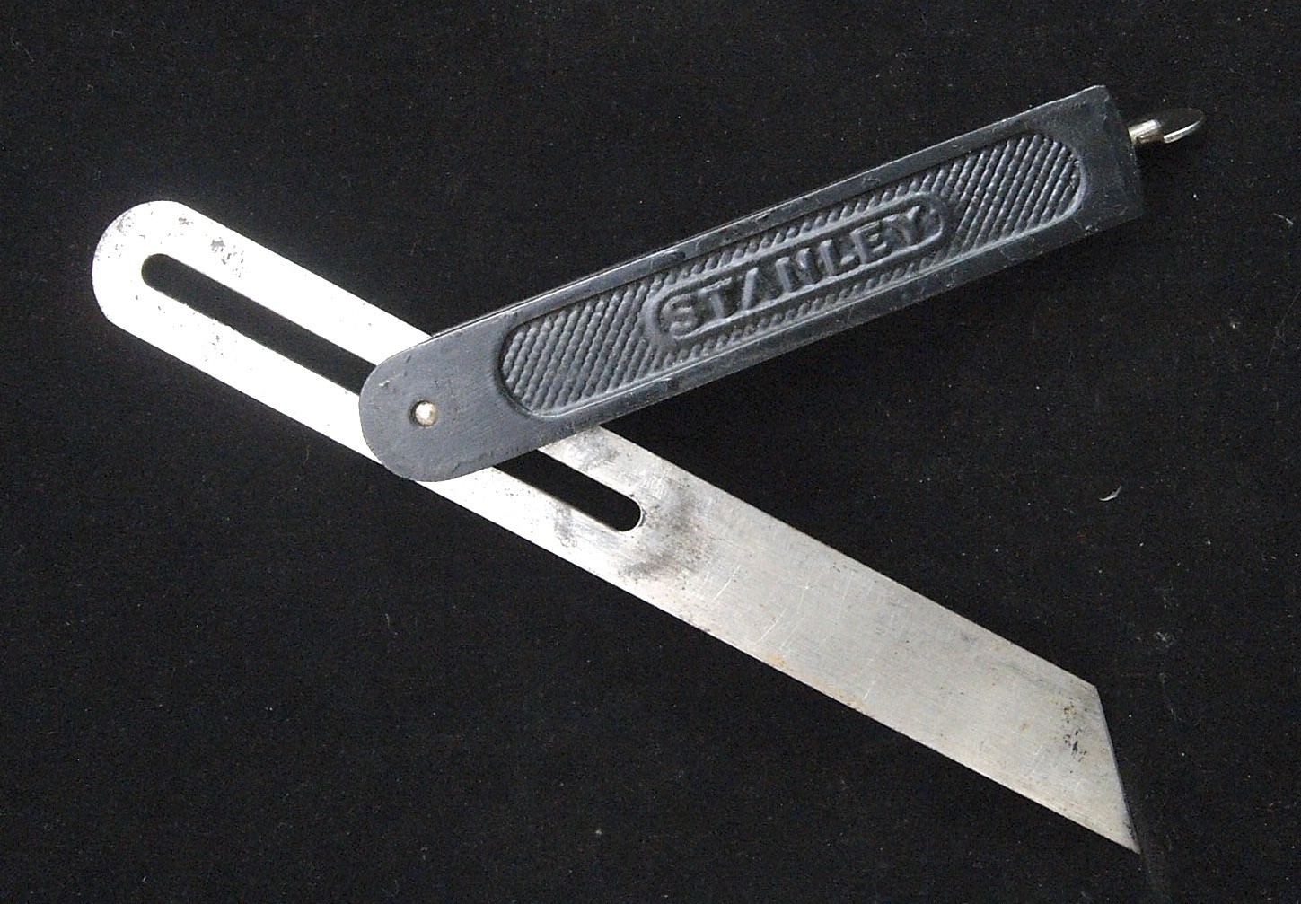 EARLY (1898) STANLEY 8″ SLIDING BEVEL WITH SMALL REPAIR ..GOOD WORKING CONDITION
