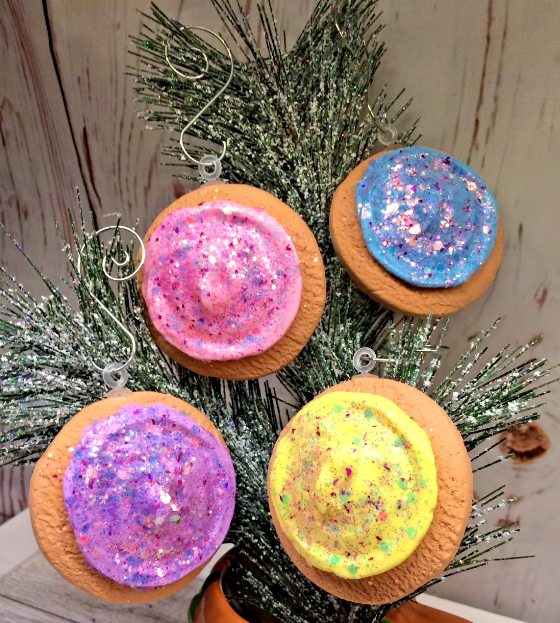 12 Full Size Christmas Bakery Candy Land Frosted Sugar Cookies Ornament Set