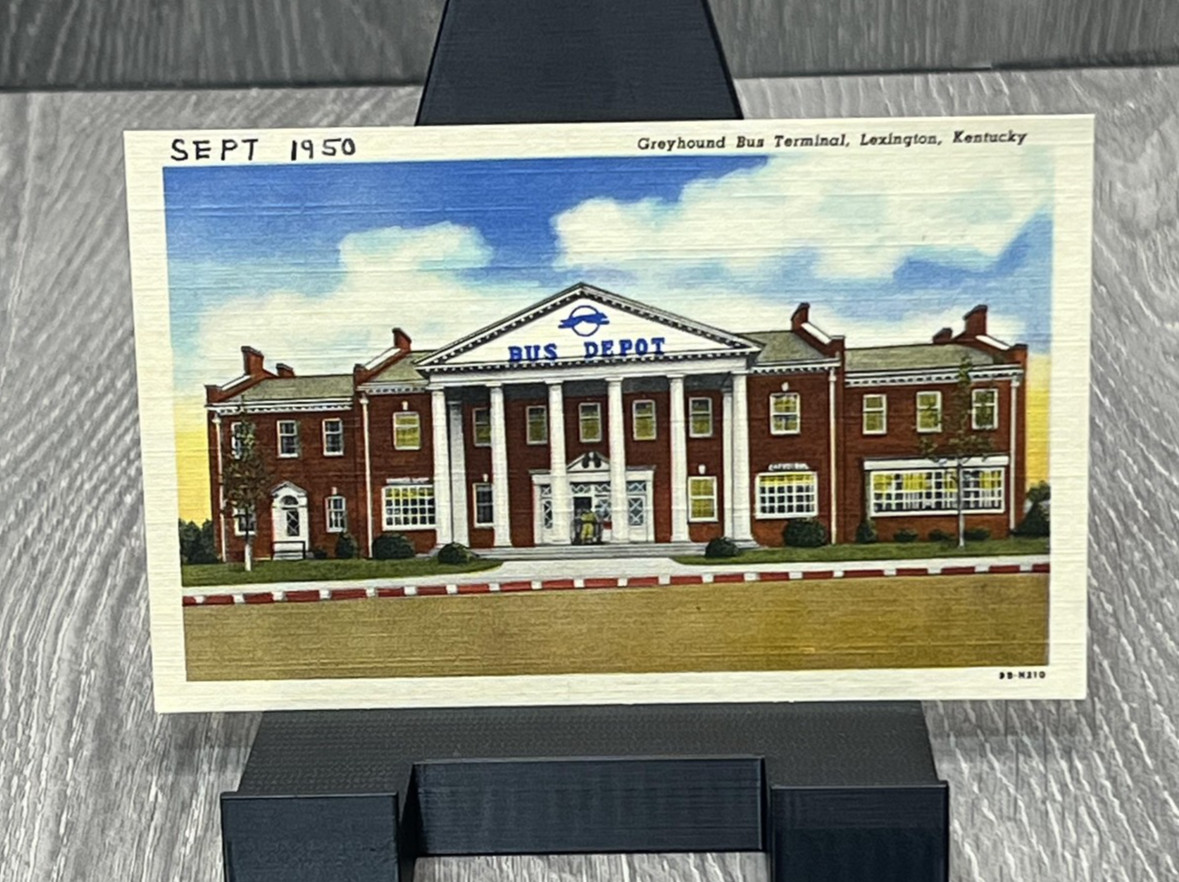 Vintage Linen Postcard Greyhound Bus Terminal Lexington Kentucky Unused 8B-H210