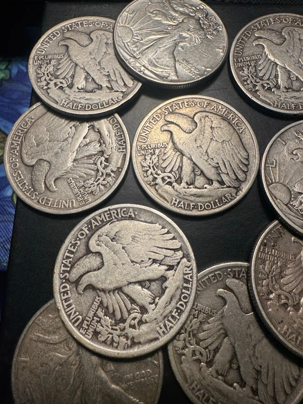 5 Walking Liberty Half DolIars 90% SiIver Lot of 5
