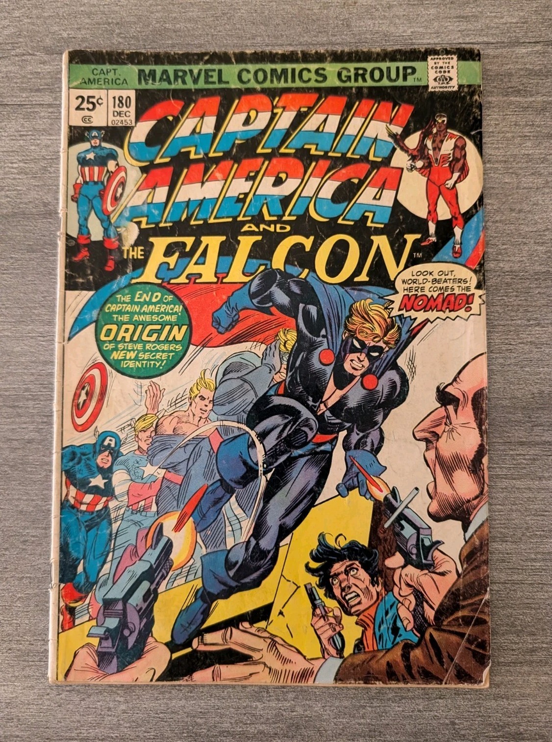 Captain America #180 1st appearance Nomad (Steve Rogers) MVS intact 2.5 (1974)