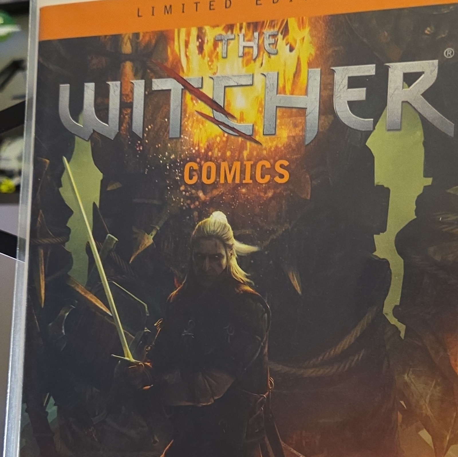 The Witcher Comic/Graphic Novel – The Witcher Universe, Limited Edition, Color