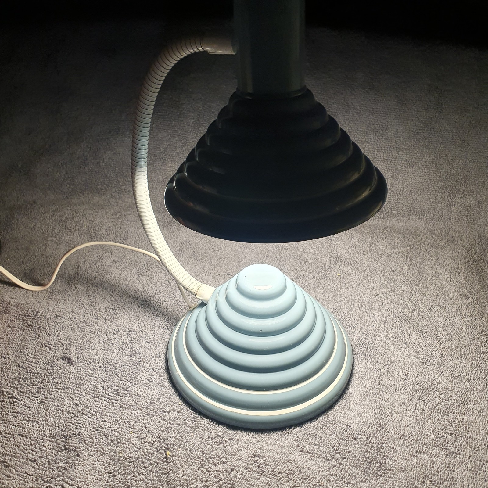 Very Unique/Rare Vintage Adjustable Gooseneck Desk Lamp View