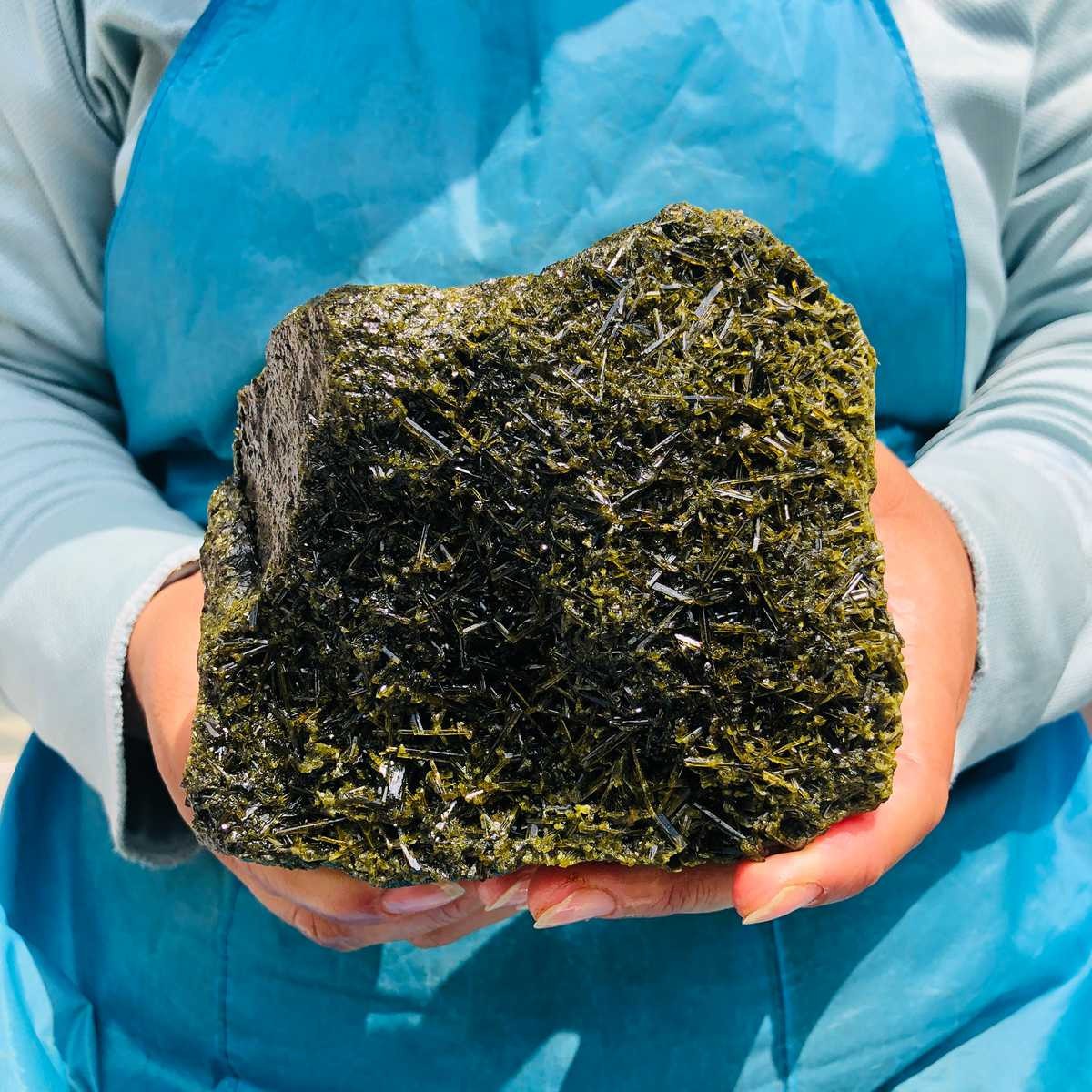 4.55LB Natural green tourmaline mineral quartz crystal specimen specimen healing