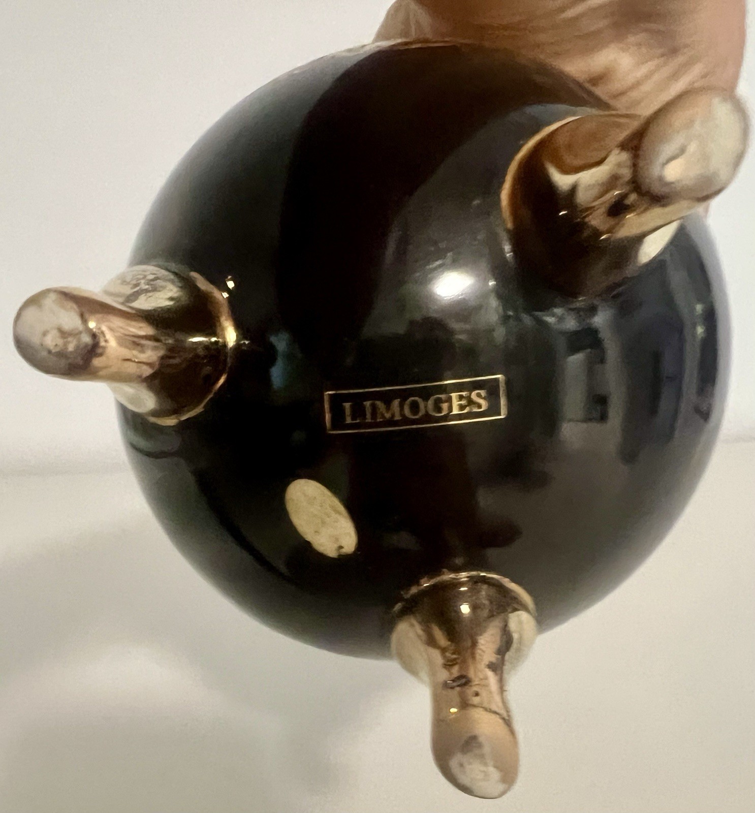 Vintage Cracked Egg