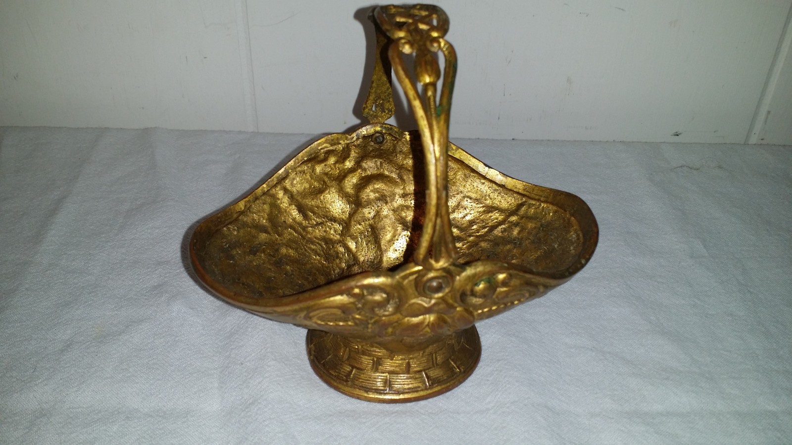 GORGEOUS ANTIQUE VICTORIAN BRONZE WITH GILDING ORMOLU GILT BRONZE BASKET