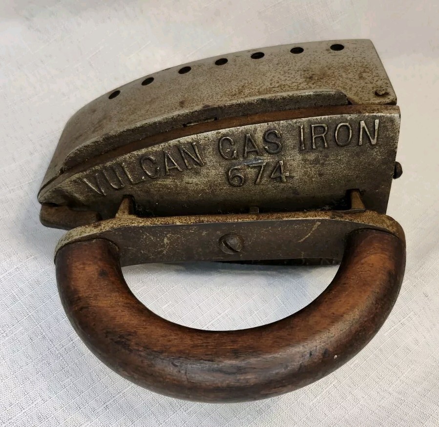 Antique 19th C. Vulcan 674 Gas Iron Victorian Steam Iron W.M. Crane Co. NY