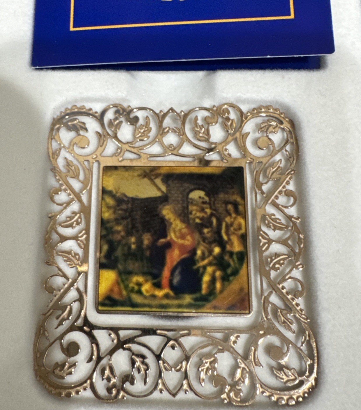 Vatican Collection Limited Edition, 1997 Nativity 14 Karat Gold And Diamond Pin