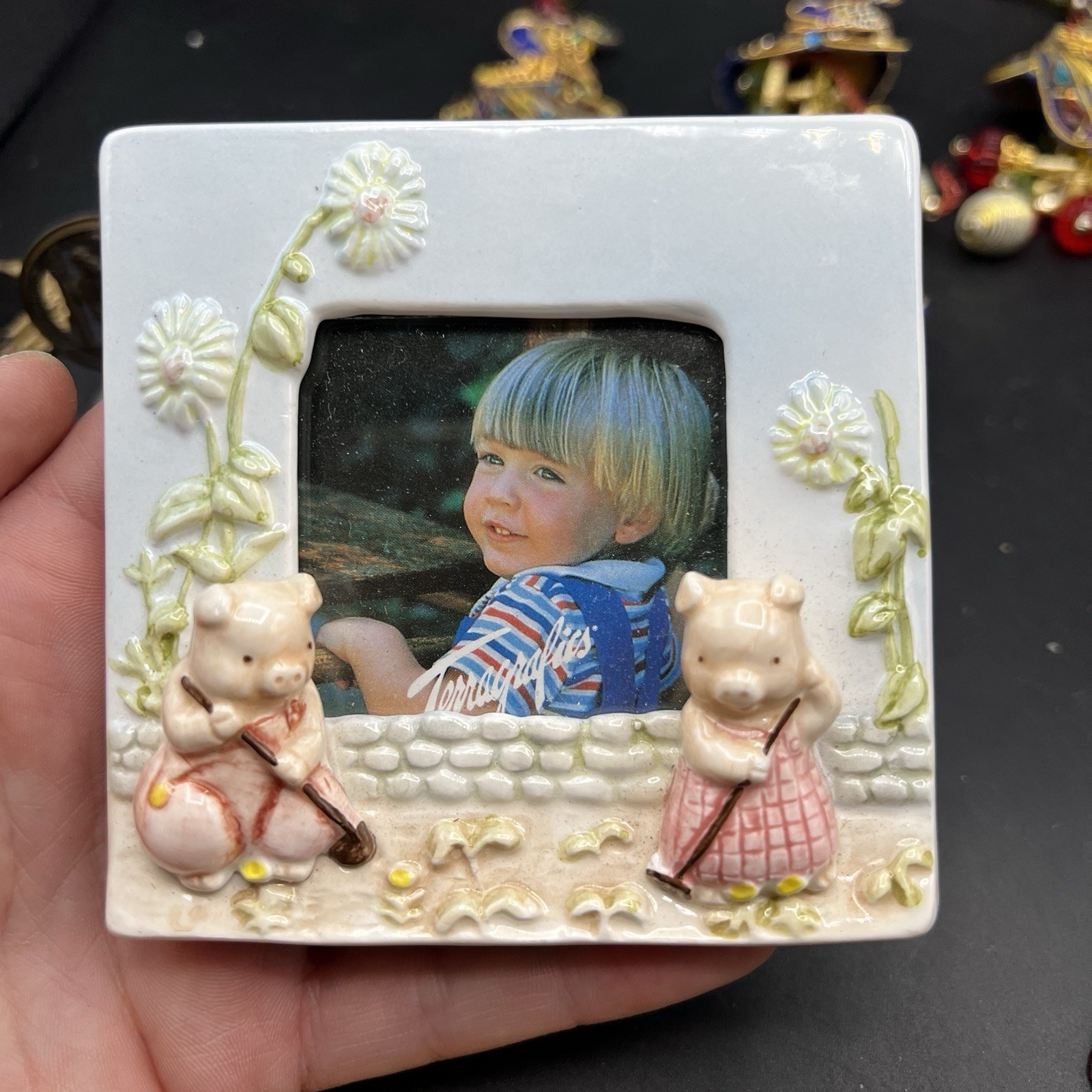 VTG Terragrafics Ceramic Picture Frame “Pigs Gardening” Hand Painted 1985 Farm