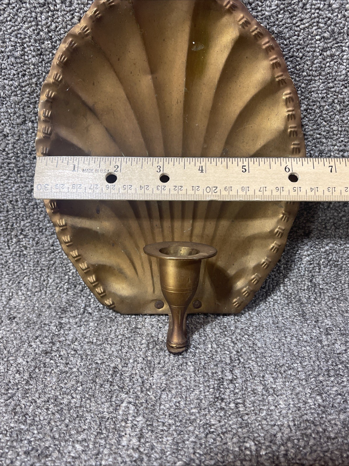 MADE IN INDIA VINTAGE SOLID BRASS SHELL PATTERN WALL CANDLE SCONCE, 8″X6.5″ Mcm