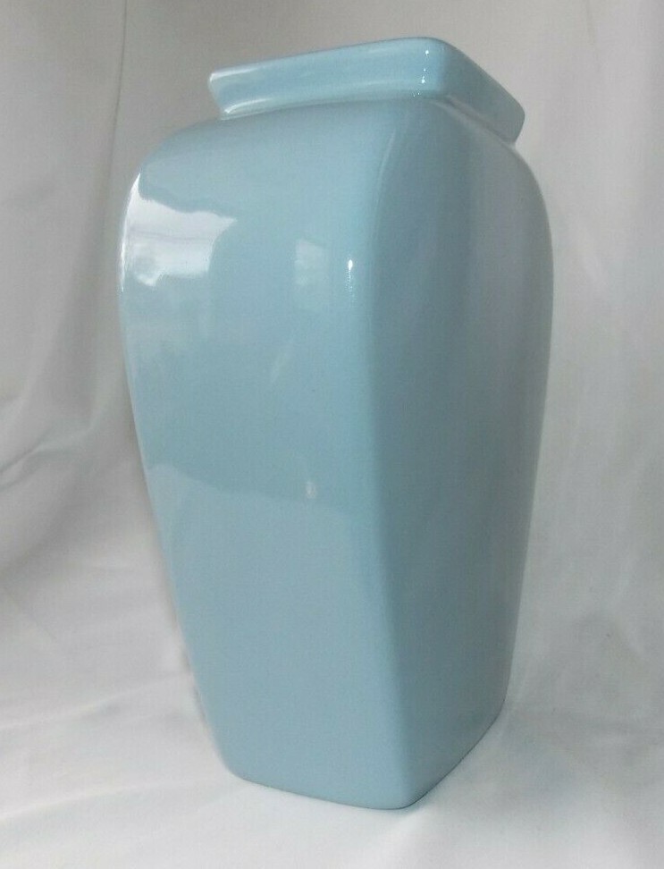 Blue Haeger Vase Art Deco Style Ceramic 1989 Contemporary Urban Decor 8.5″ Vtg.