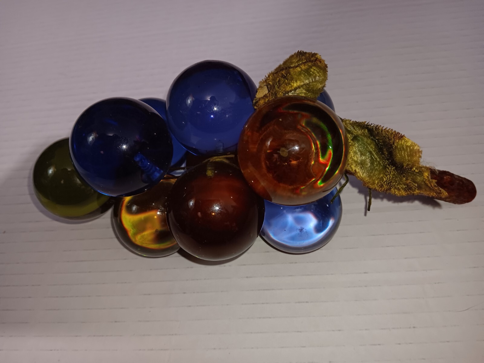 Large Vintage MCM Lucite Grape Cluster on Driftwood, Green and Blue, Mid Century
