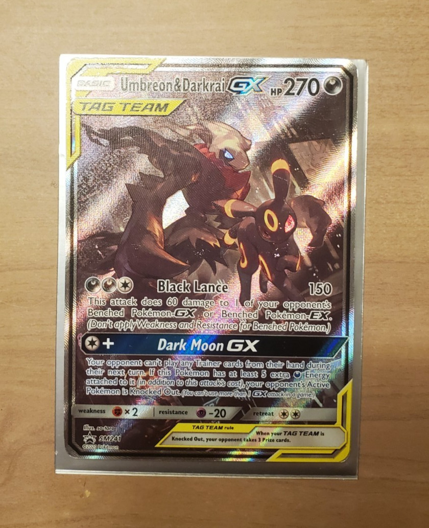 Umbreon & Darkrai GX promo, SM241, Holo, full art, lightly played Pokémon card