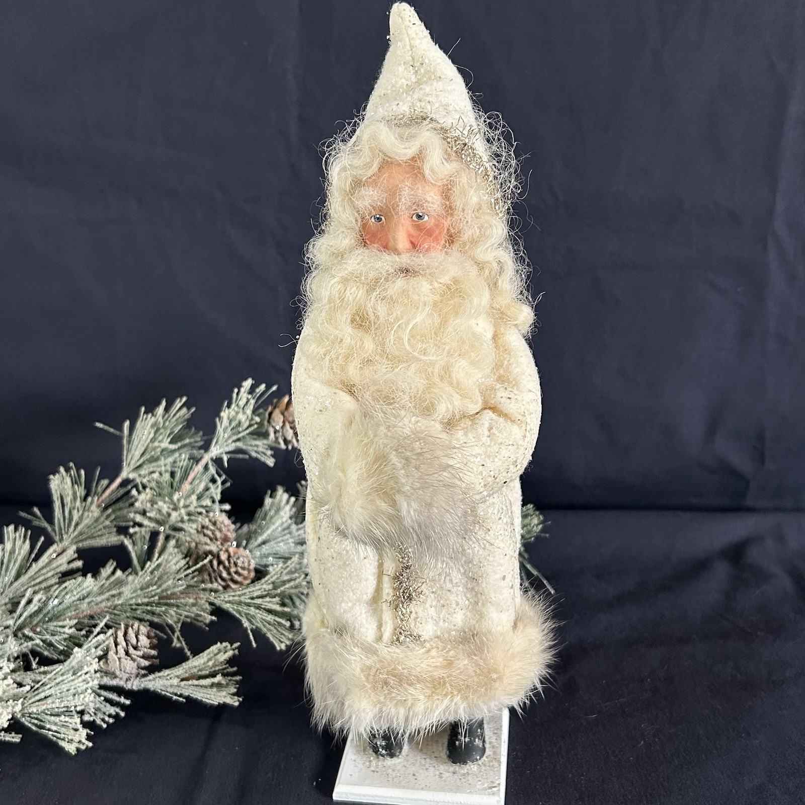 Elaine Roesle Belsnickle Santa Figurine #238 White Coat Fur Trim 12″ Signed 2004