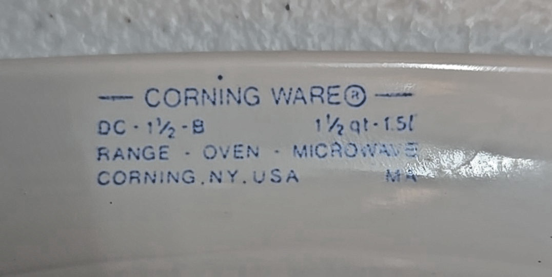 (2) Vintage Corning Ware “April Flower” Casseroles w/ Pyrex Lids; 2.5, 1.5 Qt
