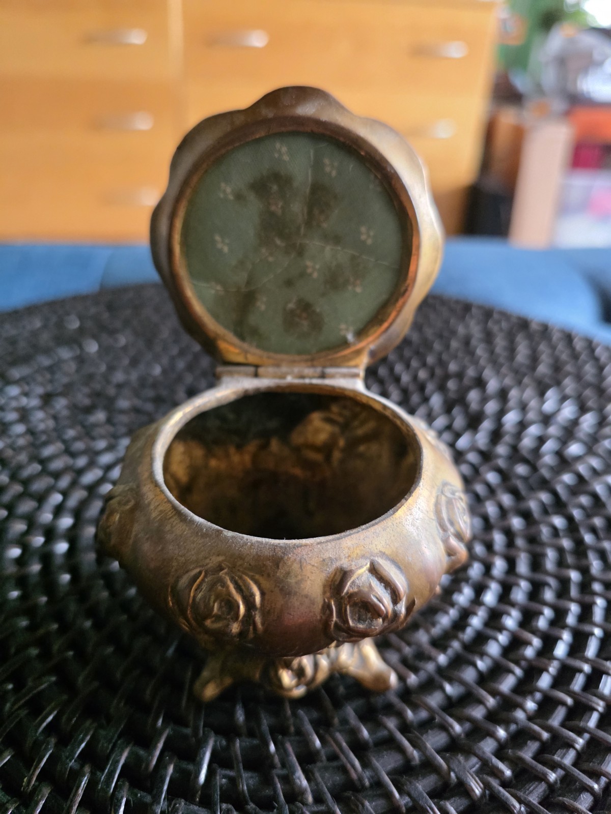 Vintage Art Nouveau Jewelry Casket Bronze Gold Tone Floral Trinket/stuff Box