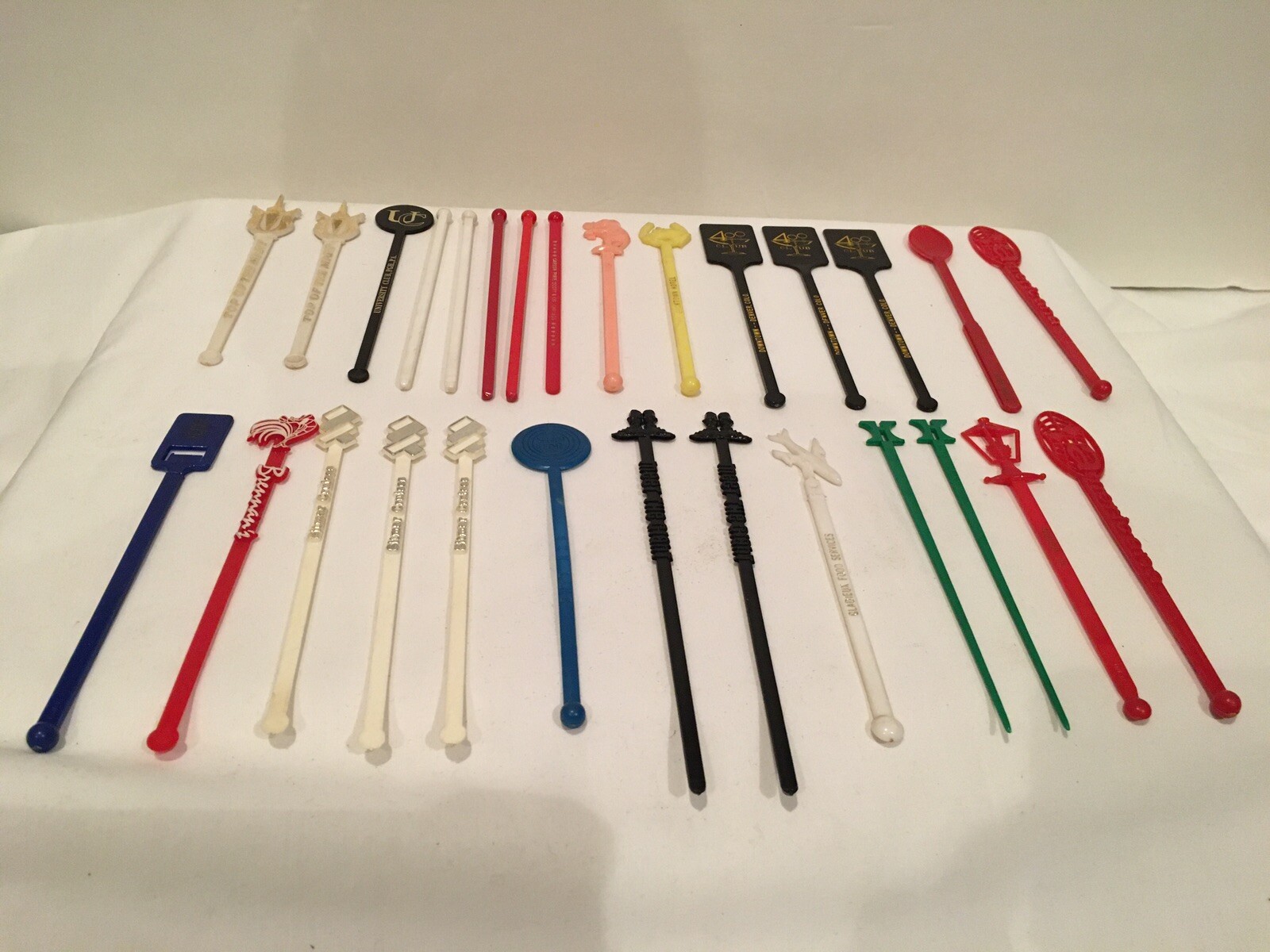 Large Lot of VINTAGE SWIZZLE STICKS – Hotels, Beaches, Etc.