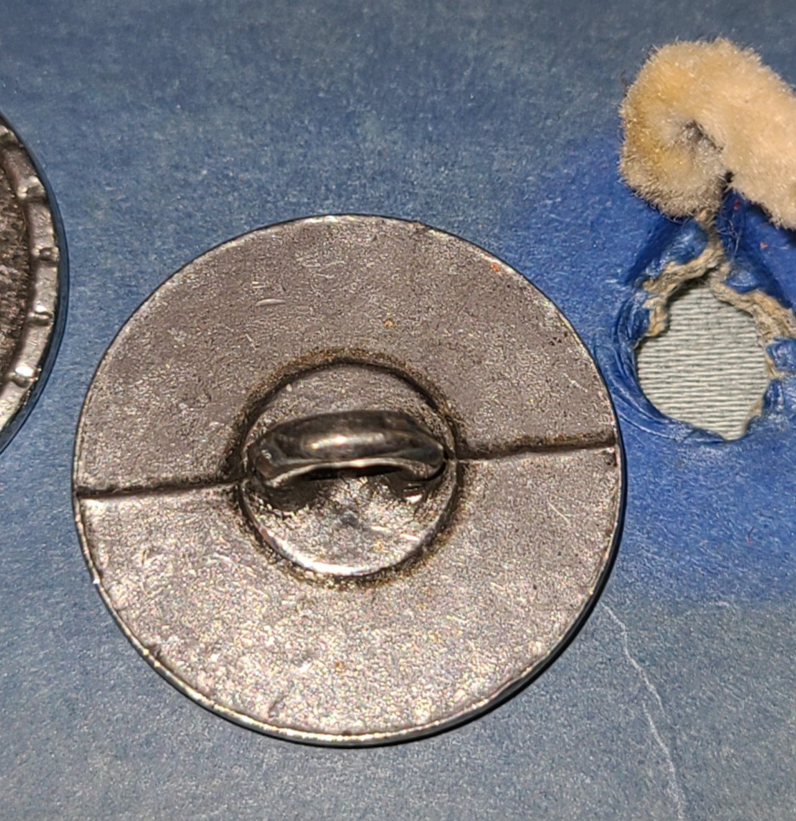 NOS lot of 20 pewter shank buttons, Norway – Snowflakes, Stars, Suns